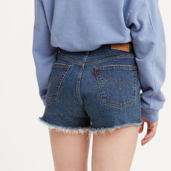 Levi's®501® Original Fit High Rise Women's Shorts - Picture 2 of 8